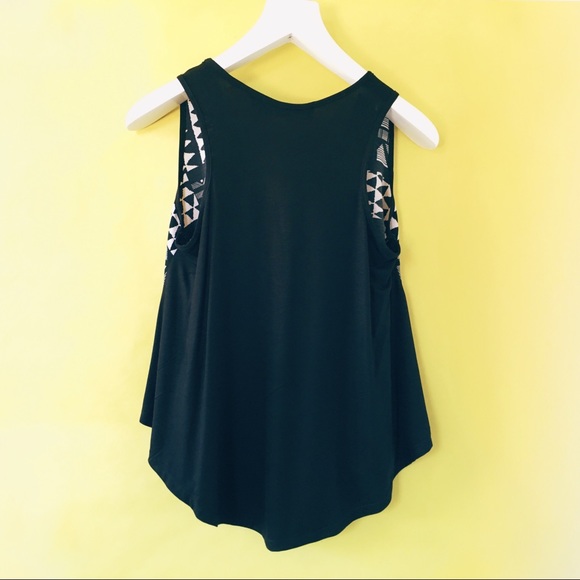 Geometric print Tank - Picture 3 of 6